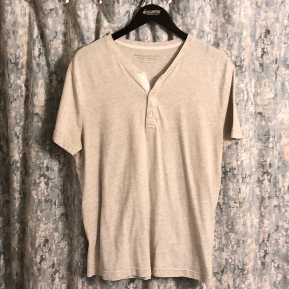 Banana Republic Soft Wash Button Down - Size L